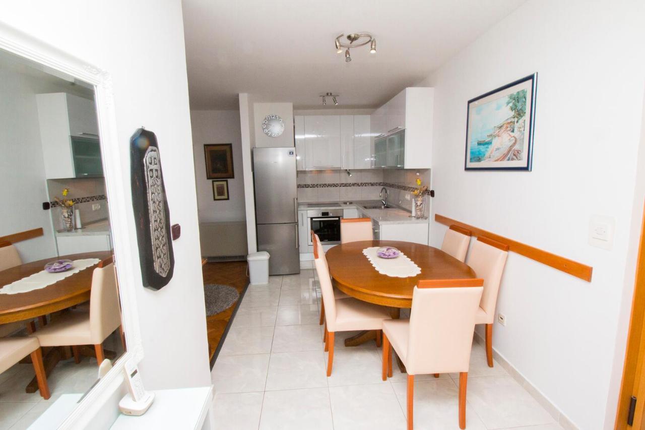 Apartman Seka Omiš Exterior foto