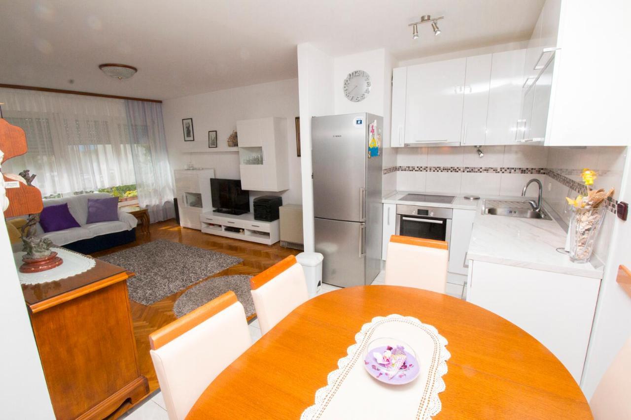 Apartman Seka Omiš Exterior foto